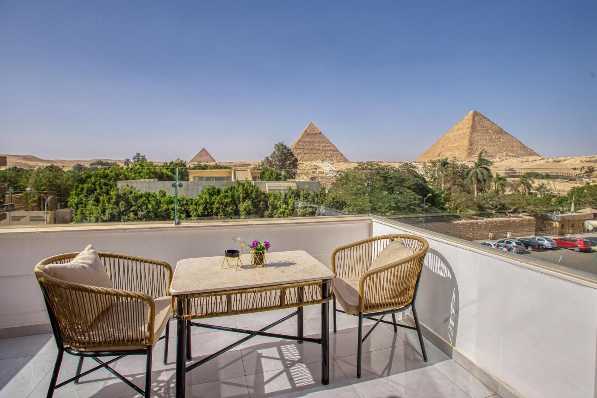 Papyrus Pyramids Gasthof Kairo